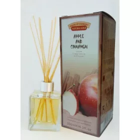   APPLE & CINNAMON (ALMA ÉS FAHÉJ) ILLATOSÍTÓ DESIGNER DÍSZÜVEGGEL ÉS DEKORATÍV BAMBUSZPÁLCIKÁKKAL 200 ML