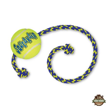 KONG SqueakAir Ball Teniszladba Kötéllel Kutyajáték M