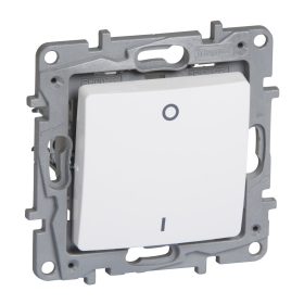 Legrand Niloé kétpólusú kapcsoló (102) , fehér 764517