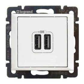   Legrand Valena kettős töltőaljzat, USB-A, 2,4A, fehér 770470
