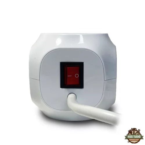 Technik Professional Elosztó Kocka 3 utas 1,5m kábel (1,5mm2) + USB C/A 16A