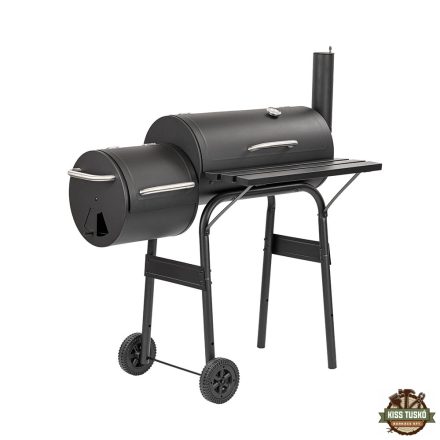 Faszenes kerti grillsütő füstölővel
