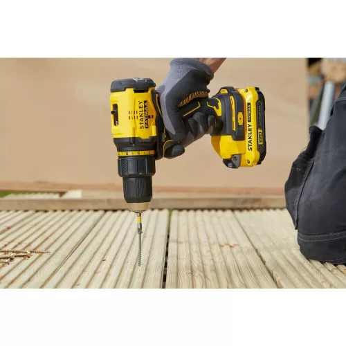 Stanley FatMax V20 Akkus Fúró-csavarozó 2x1.5Ah akkumulátor + koffer